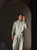 Sweter na zamek