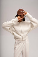 Sweter na zamek 