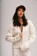 Cropped zip-up jumper