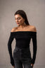 Vidvazhna Off-Shoulder Longsleeve