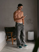 Saint Pearl Straight "Vorn" Jeans