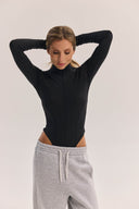 Kamerton zip-up bodysuit